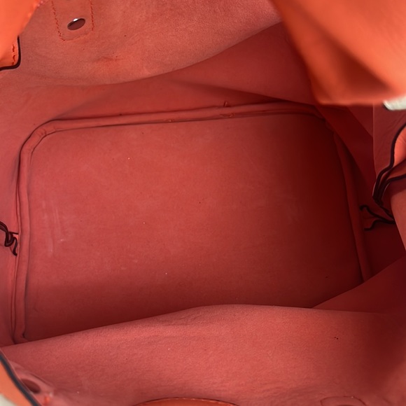 Orange Handbag purse - Picture 6 of 8